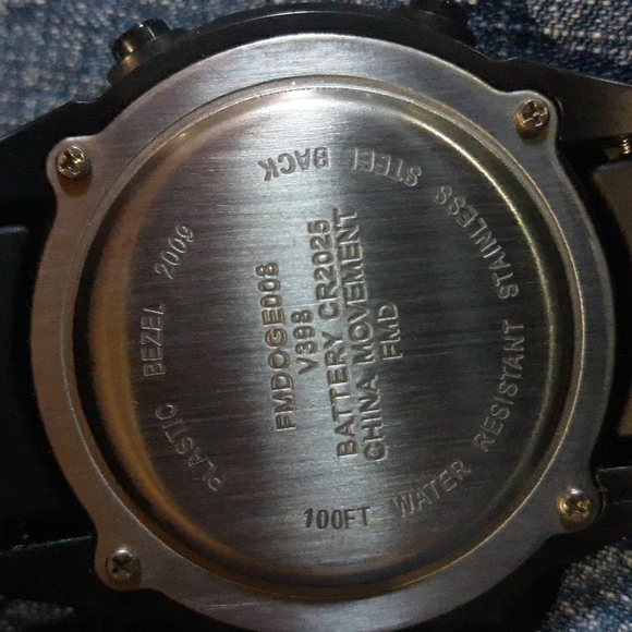 Watch - Picture 6 of 9